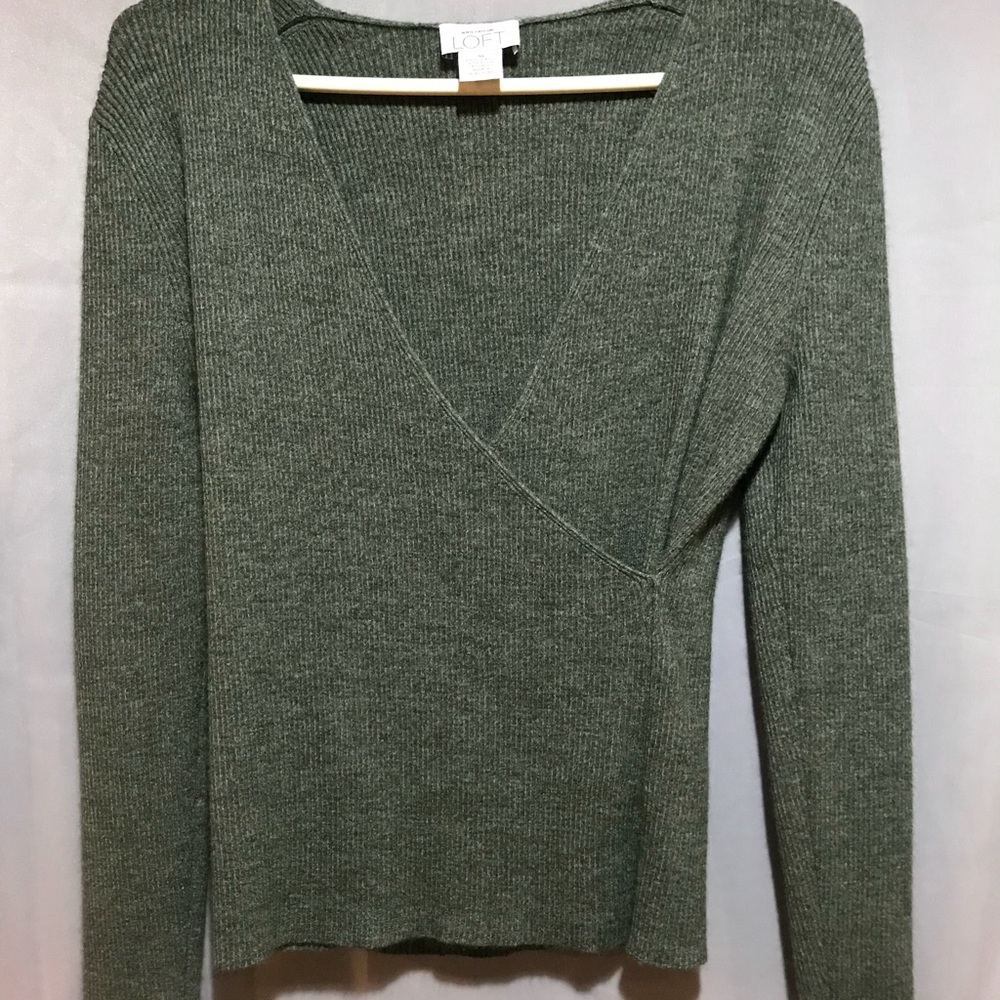 Loft sweater gray size medium
